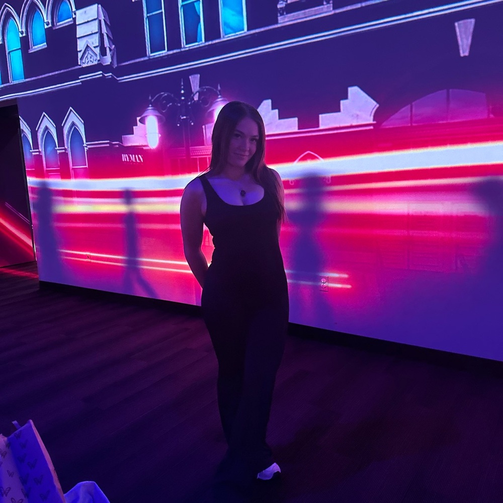 Meet your Posher, Kayla
